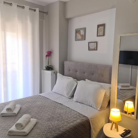 Cozy Gold Appartment#Free Parking# سالونيك المظهر الخارجي الصورة